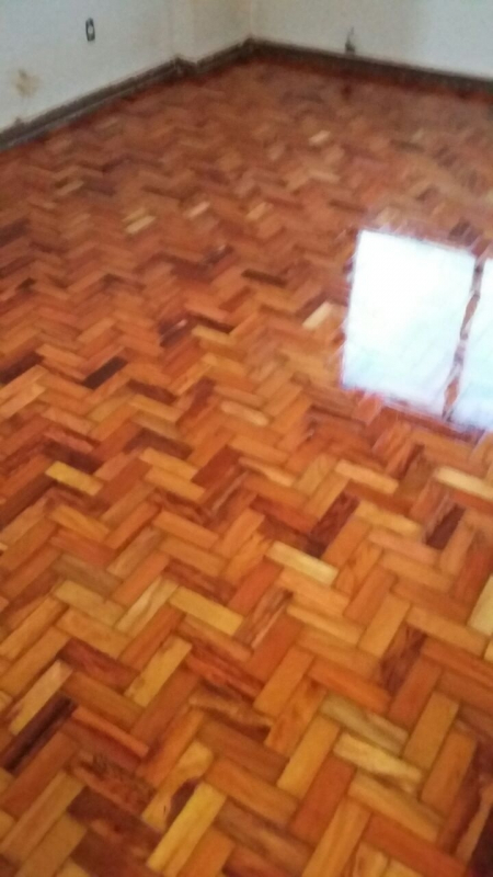 raspagem-piso-de-madeira
