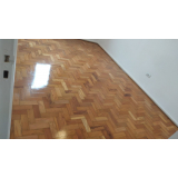 raspagem de pisos de madeira e aplicação de bona Jardim Vila Galvão
